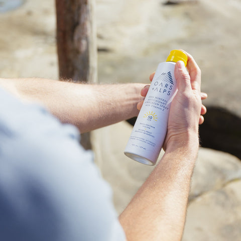 Oars + Alps - 100% Mineral Antioxidant Sunscreen Spray with SPF 50