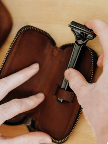 Supply - The Leather Travel Case