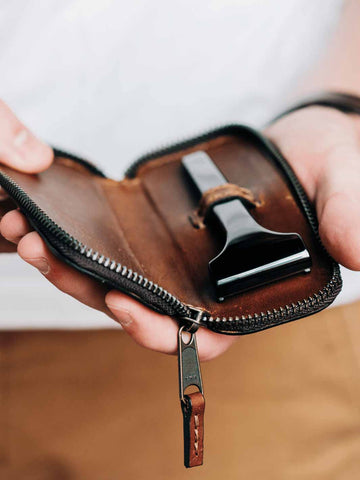 Supply - The Leather Travel Case