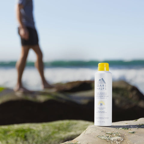 Oars + Alps - 100% Mineral Antioxidant Sunscreen Spray with SPF 30